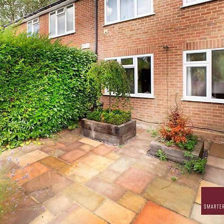 Sunninghill Village - 2 Bed - Parking And Garden Ascot  Extérieur photo