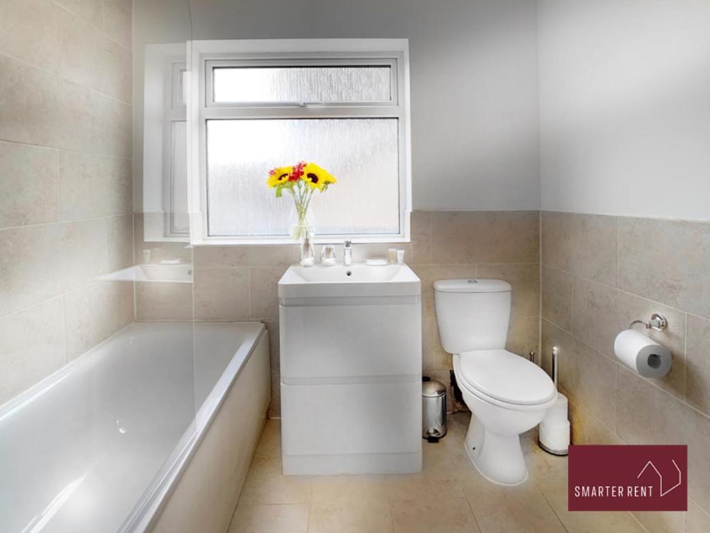 Sunninghill Village - 2 Bed - Parking And Garden Ascot  Extérieur photo